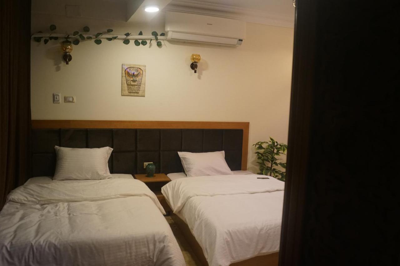 Draz Pyramids View Bed & Breakfast Kafrat al Jabal ภายนอก รูปภาพ