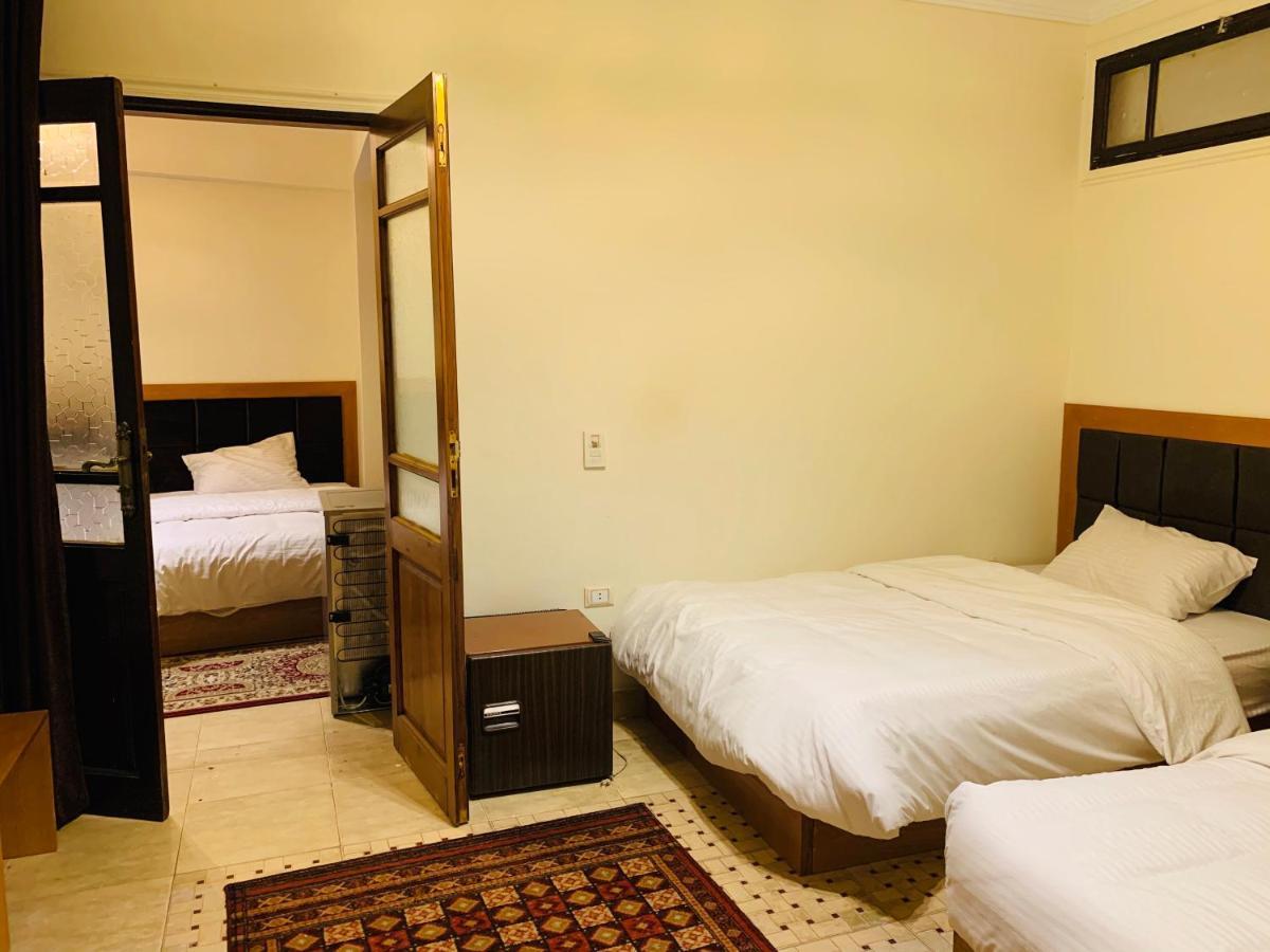 Draz Pyramids View Bed & Breakfast Kafrat al Jabal ภายนอก รูปภาพ