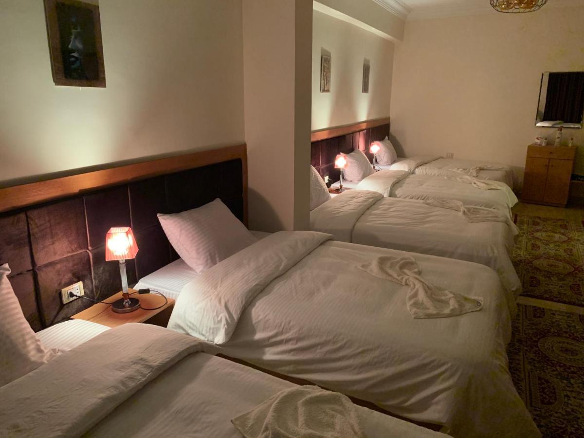 Draz Pyramids View Bed & Breakfast Kafrat al Jabal ภายนอก รูปภาพ