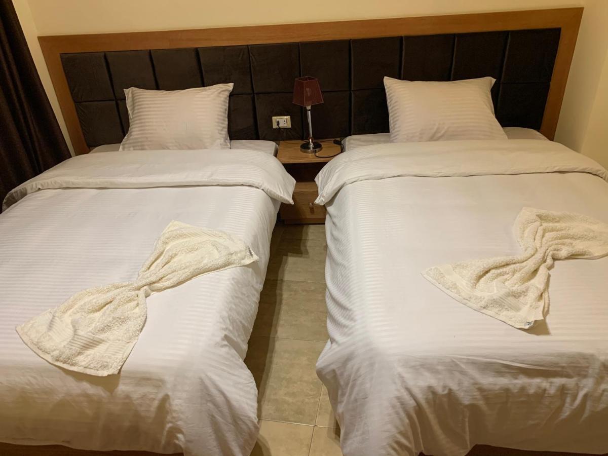 Draz Pyramids View Bed & Breakfast Kafrat al Jabal ภายนอก รูปภาพ